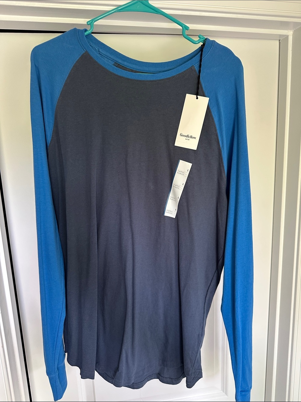 Goodfellow & Co Navy and Bright Blue Raglan Long-Sleeve Shirt NWT